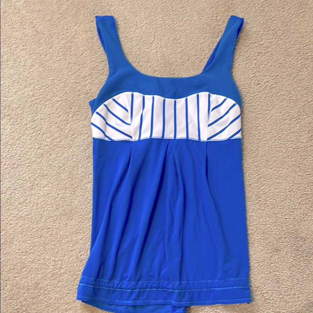 Lululemon Athletica exercise tank top
